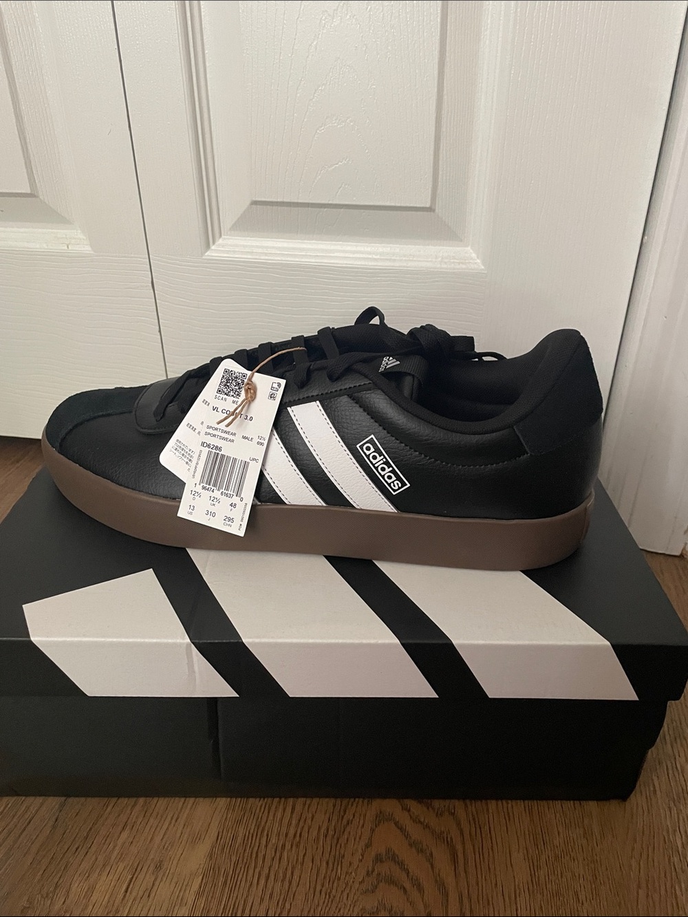 NIB Adidas VL court 3.0. Men’s size 13. Mocha gum soles. Black/white 3 stripe